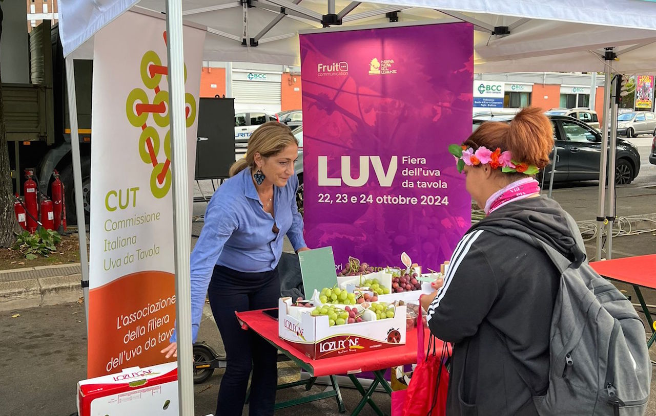 Uva da tavola, Cut e Luv Fiera a sostegno di Lilt